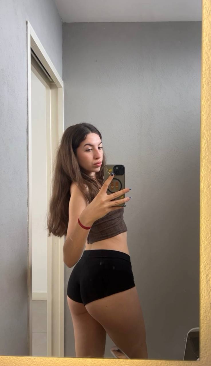 Amber in her underwear in Aguascalientes