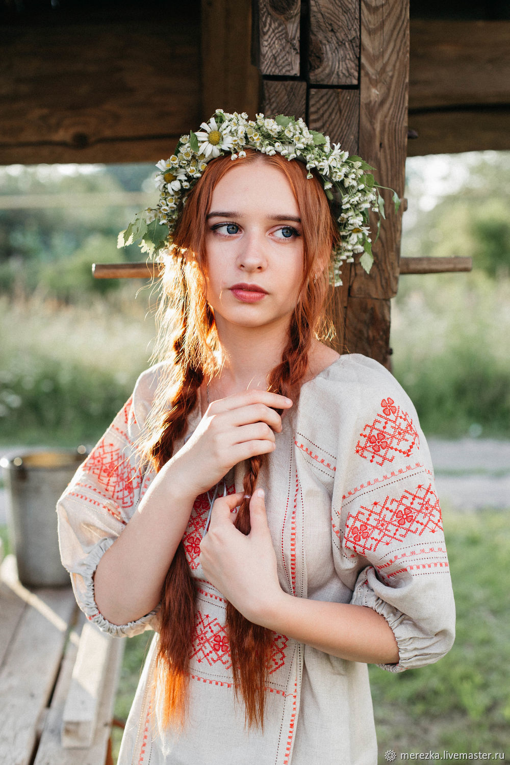 A playful frame from Girls in Slavic costumes — online in Aguascalientes